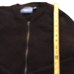 Simply Vera by Vera Wang size large black cropped knit bomber jacket